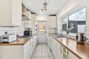 Kitchen- click for photo gallery